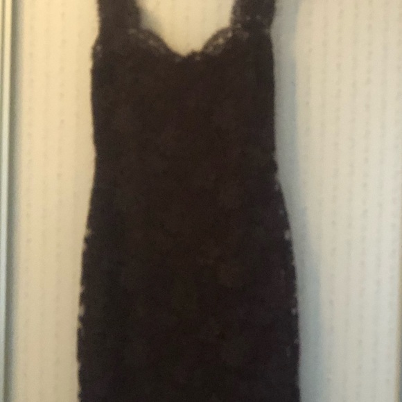 Monique Lhuillier dress, jacket and camisole - Picture 11 of 13